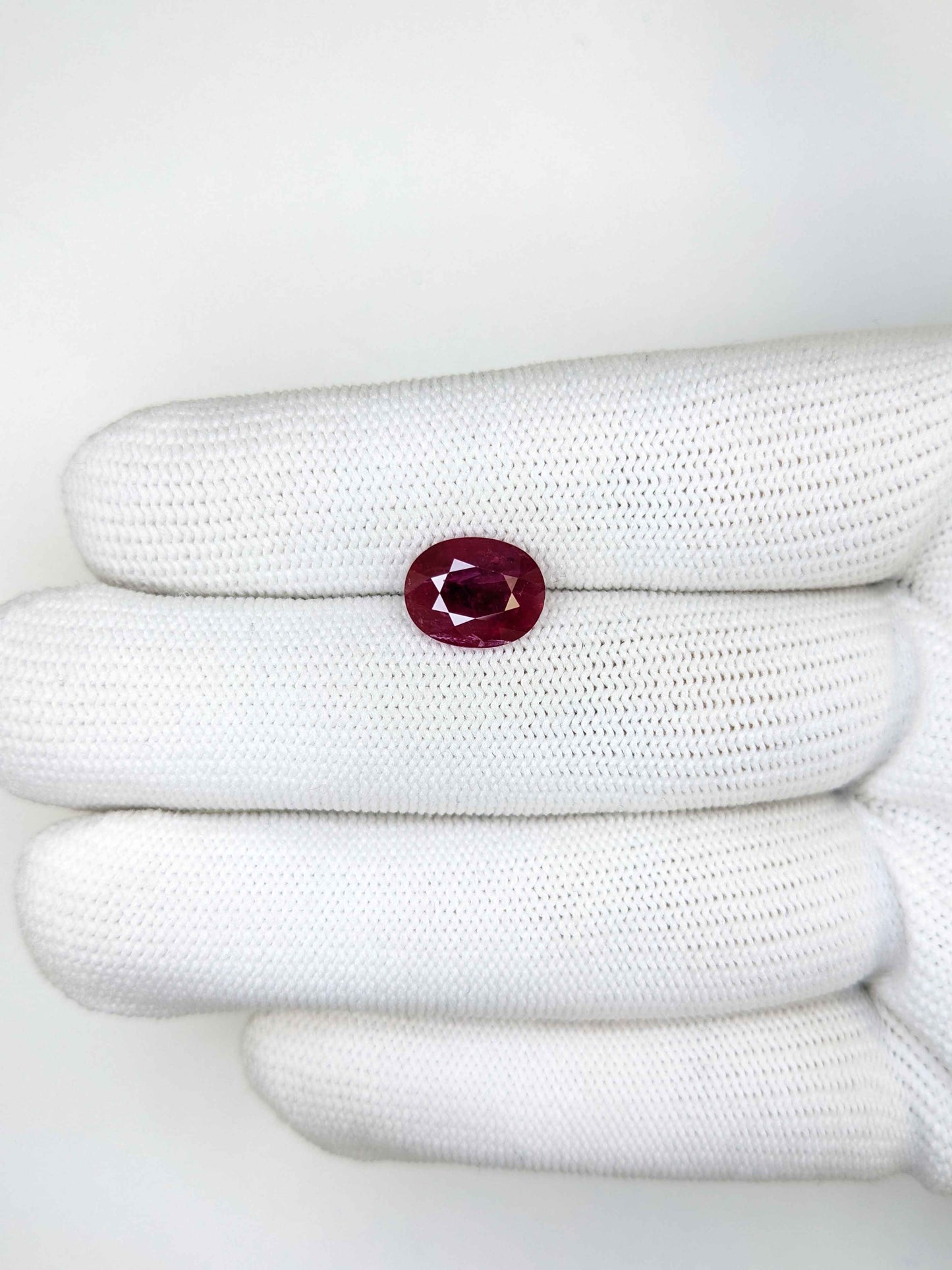 3.21 Carats Oval Cut Heat Red Ruby Loose Gemstone