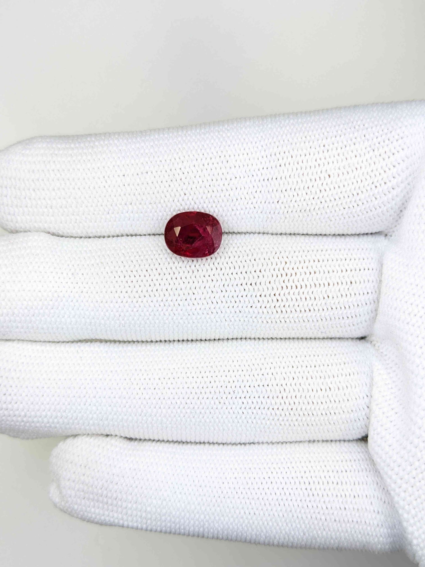 3.65 Carats Oval Cut Heat Red Ruby Loose Gemstone on hand