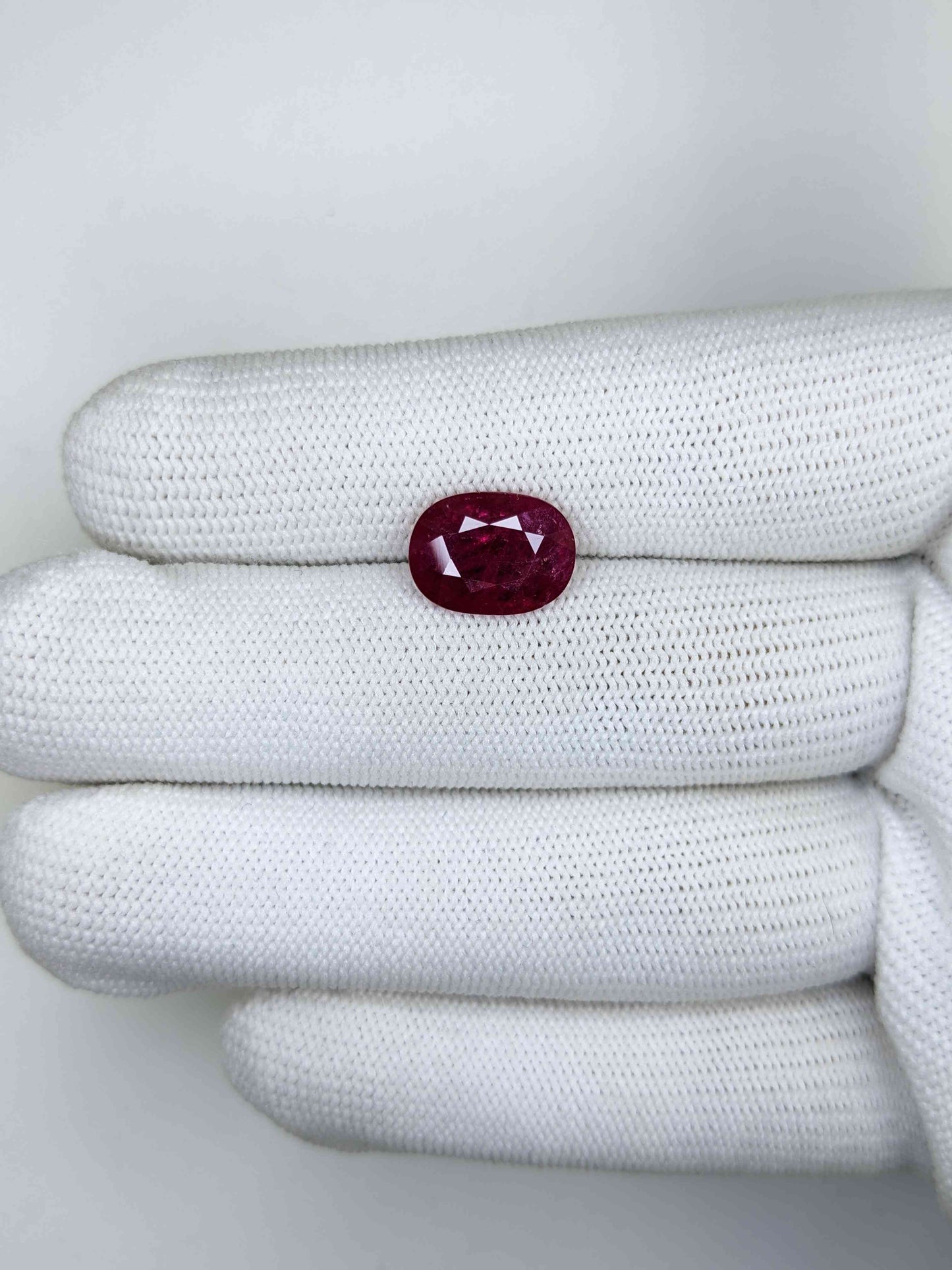 3.93 Carats Oval Cut Heat Red Ruby Loose Gemstone on hand