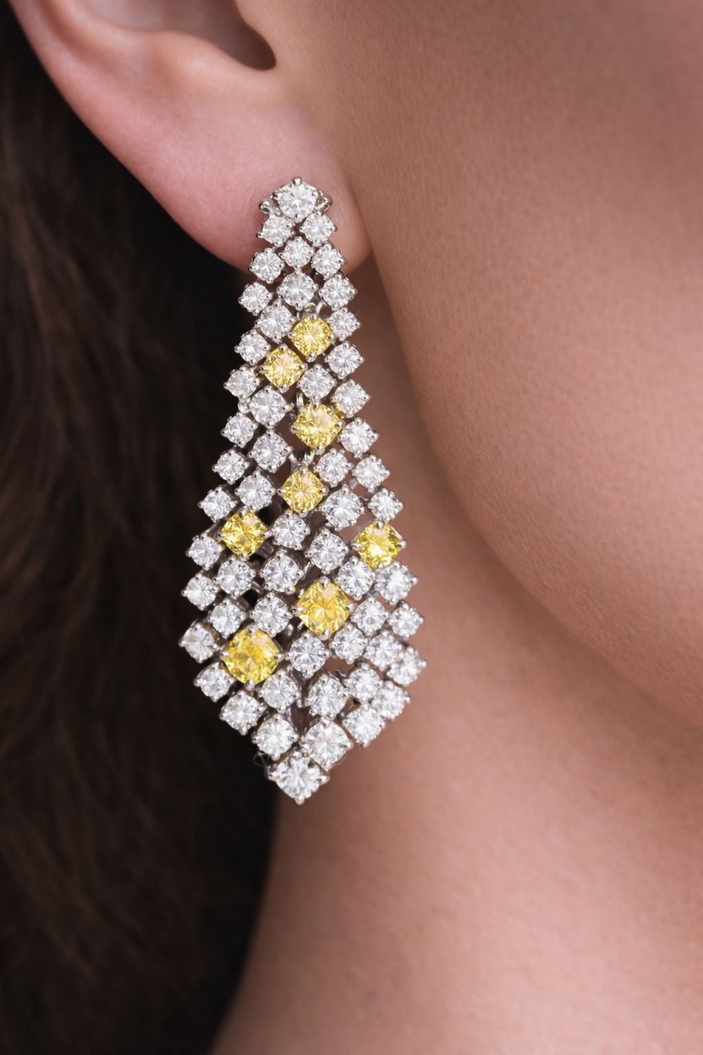 Giuliana 15 Carats Round & Cushion Cut Lab Grown Fancy Yellow Diamond Chandelier Drop Earrings in 18K White Gold