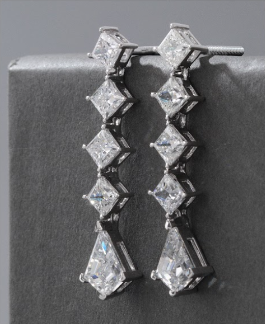 Lacara Carat Princess Cut Lab Grown Diamond Drop Earrings in