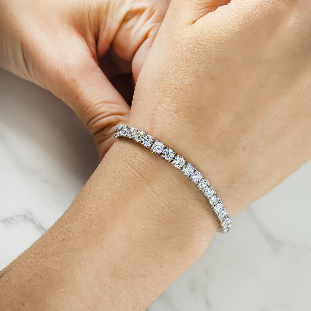 Lithiksha 12.46 Carat Round Cut Lab Grown Diamond Tennis Bracelet