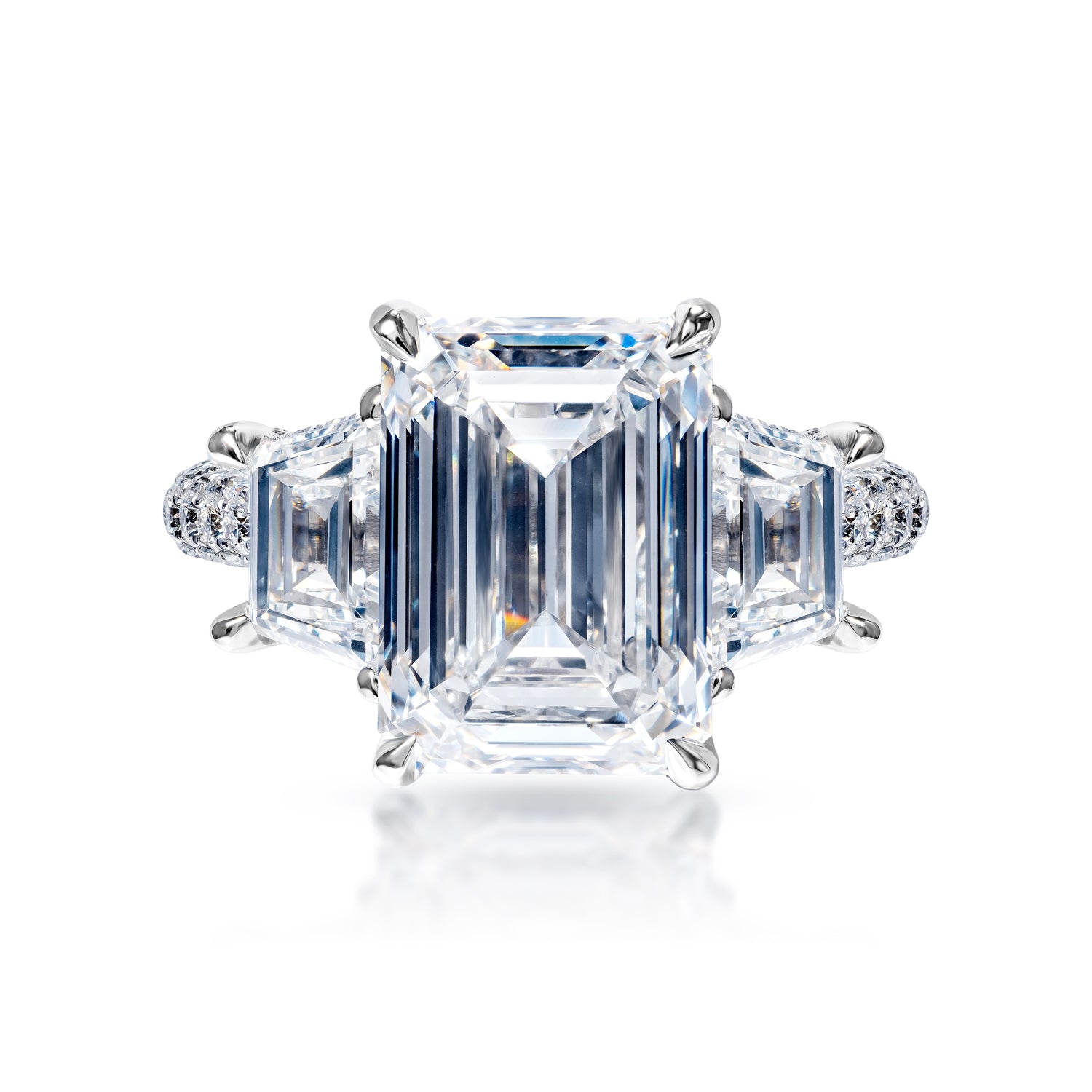 Lethe Carat E VS1 Emerald Cut Lab Grown Diamond Engagement Ring in GIA Certified