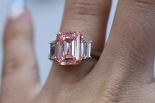 Gloria 7 Carats Fancy Vivid Pink VVS1 Emerald Cut Diamond Engagement Ring in 18k White Gold. GIA Certified 2
