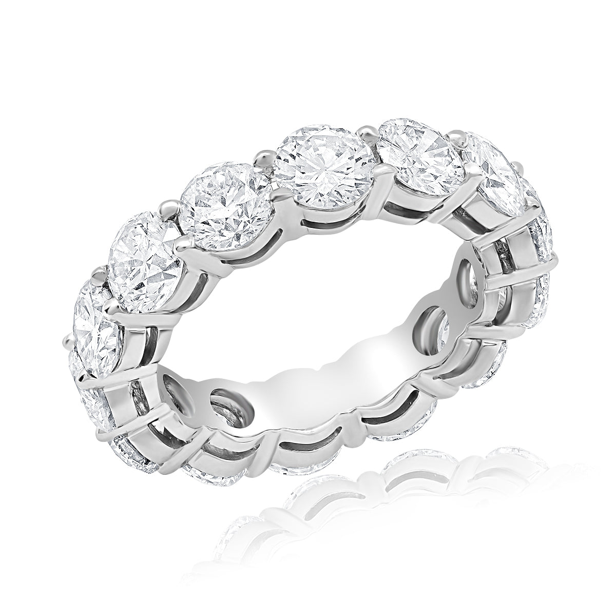 Why Choose Round Cut Eternity Bands?