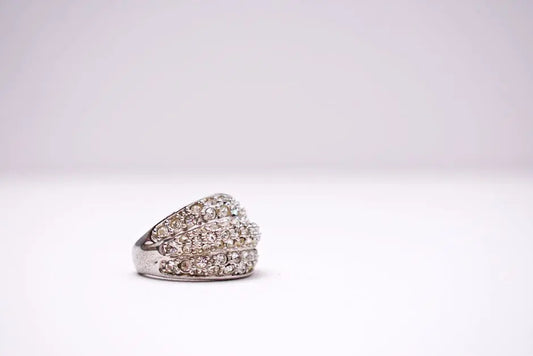 How Can I Ensure the Quality of an 11 Carat Diamond Ring?