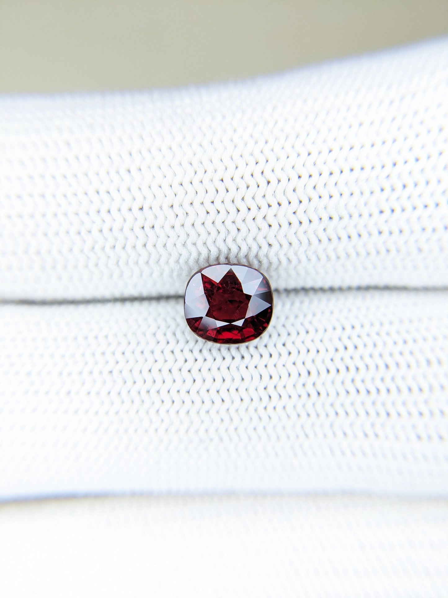 2.04 Carats Cushion Cut Heat Red Ruby Loose Gemstone Bellerophon