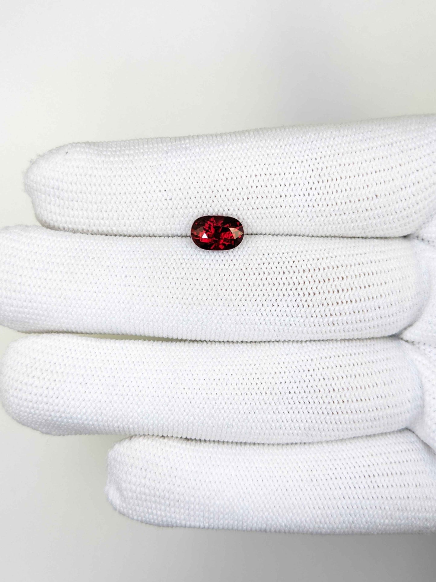 2.05 Carats Oval Cut Heat Red Ruby Loose Gemstone Bellerophon On Hand