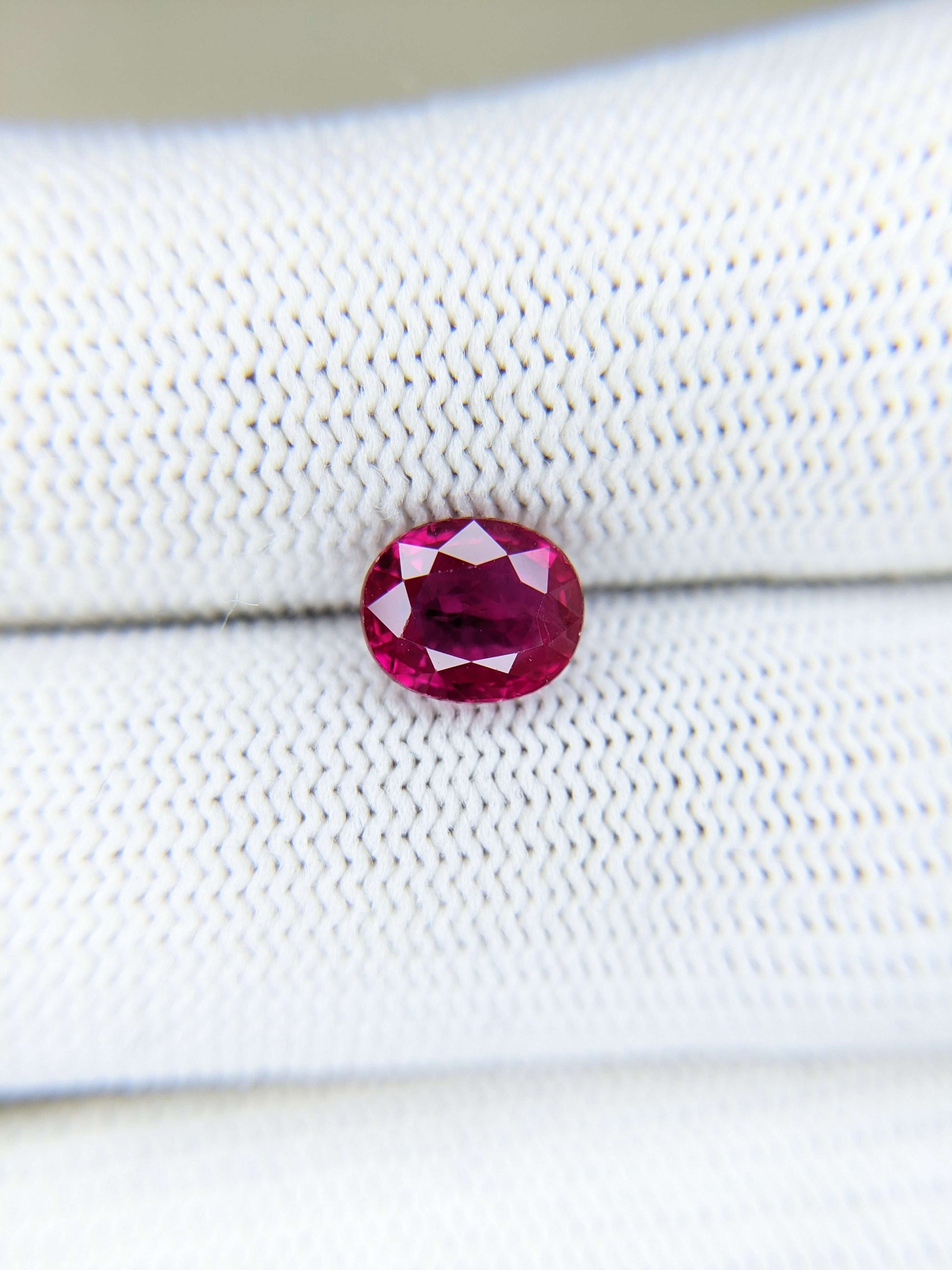 2.08 Carats Oval Cut Heat Red Ruby Loose Gemstone