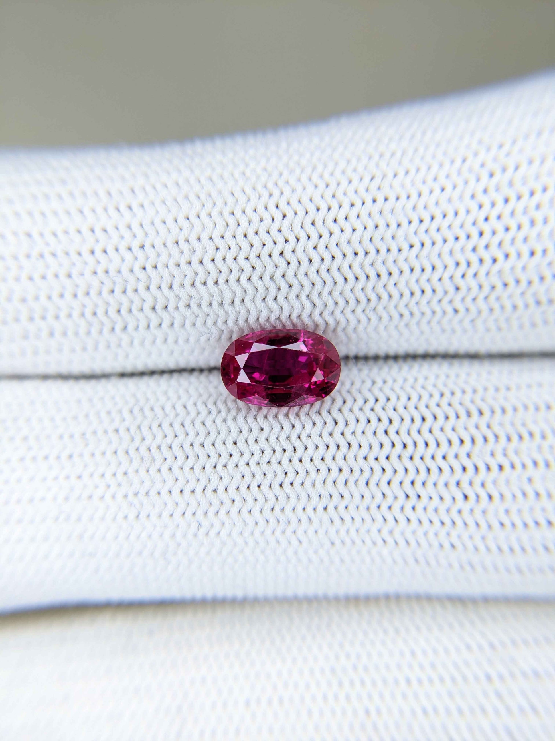 2.13 Carats Oval Cut Heat Red Ruby Loose Gemstone