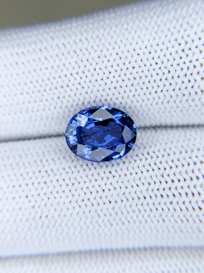 3.10 Carat Oval Cut No Heat Blue Sapphire Loose Gemstone 