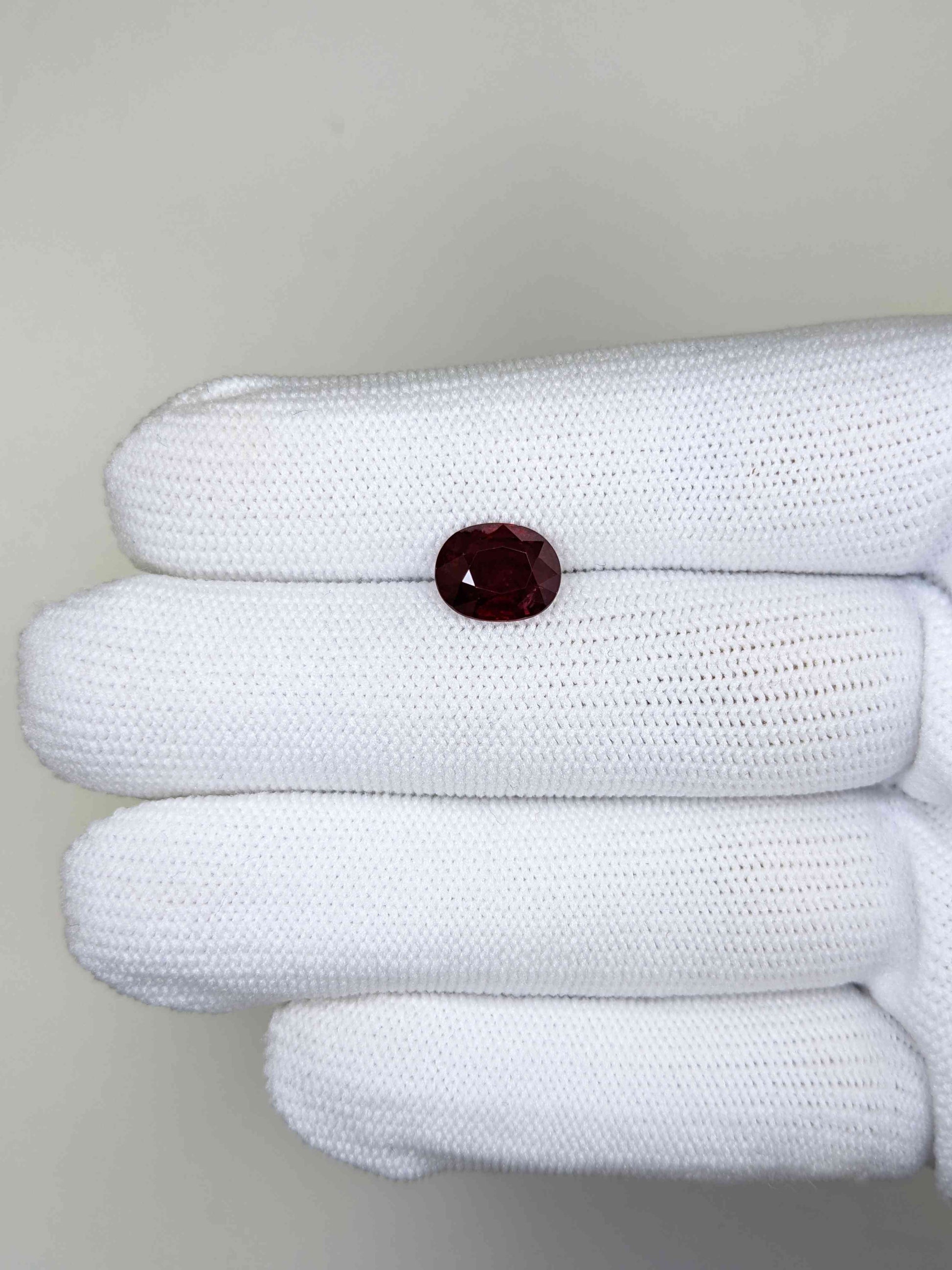 3.11 Carats Oval Cut Heat Pigeon Blood Red Ruby Loose Gemstone GFCO On Hand
