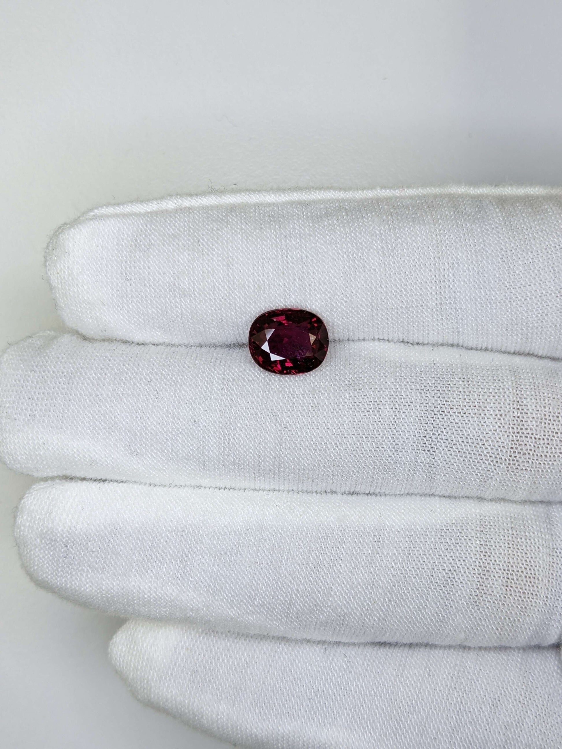 3.11 Carats Oval Cut No Heat Pigeon Blood Red Ruby Loose Gemstone GRS On Hand 2