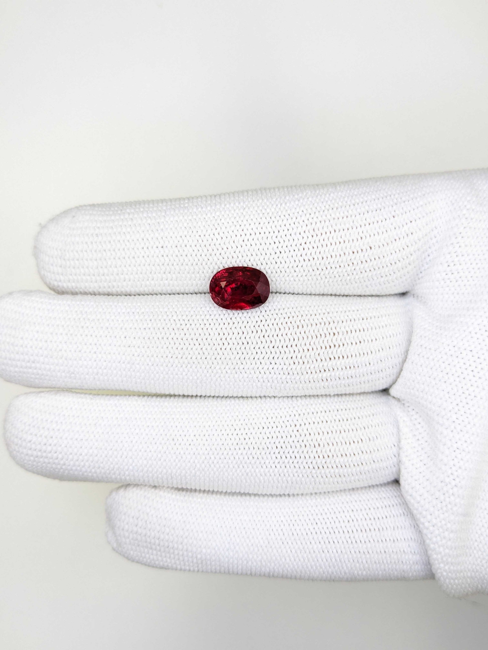 3.18 Carats Oval Cut Heat Pigeon Blood Red Ruby Loose Gemstone GFCO On Hand
