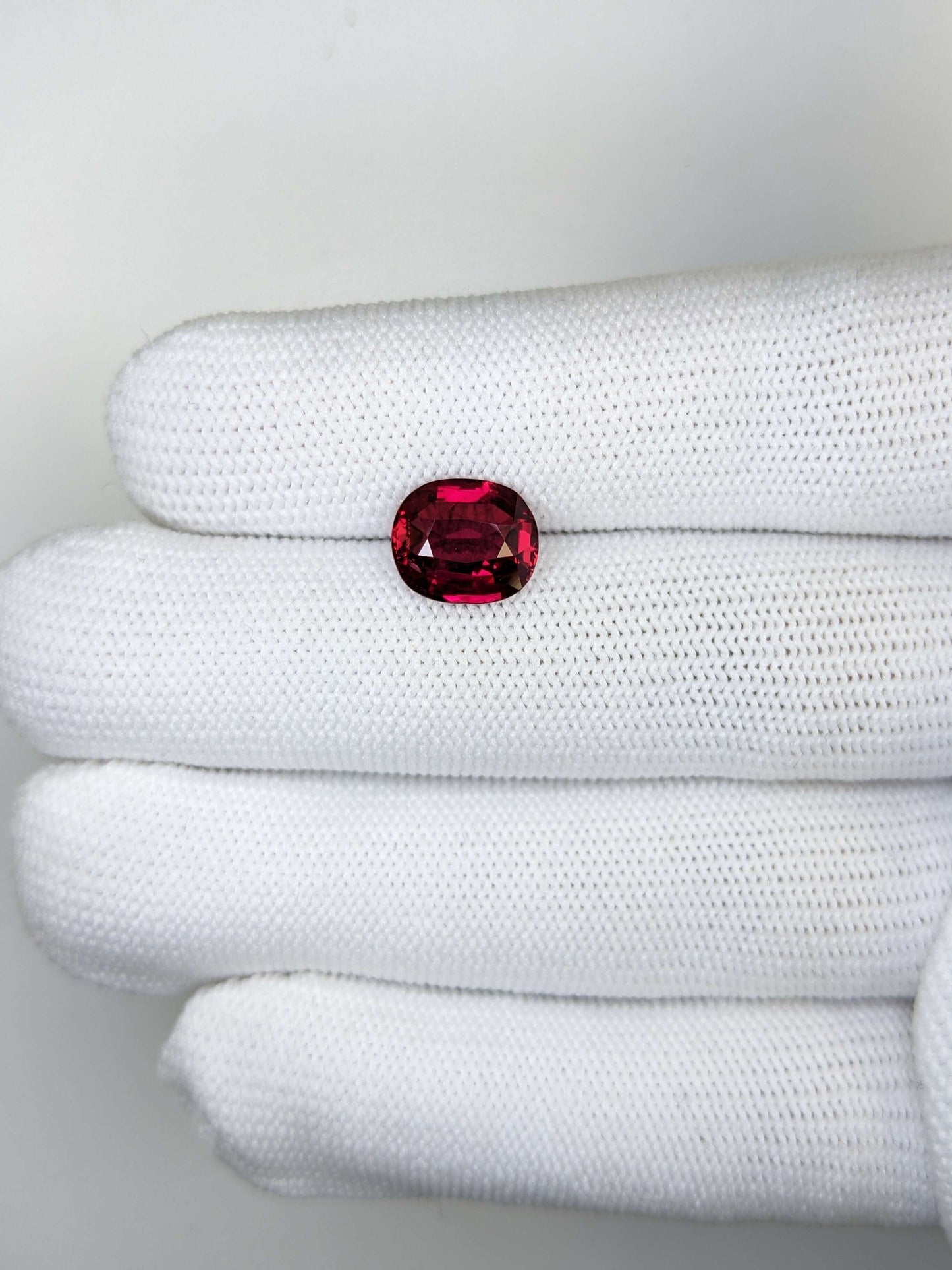 3.19 Carats Oval Cut Heat Pigeon Blood Red Ruby Loose Gemstone GRS