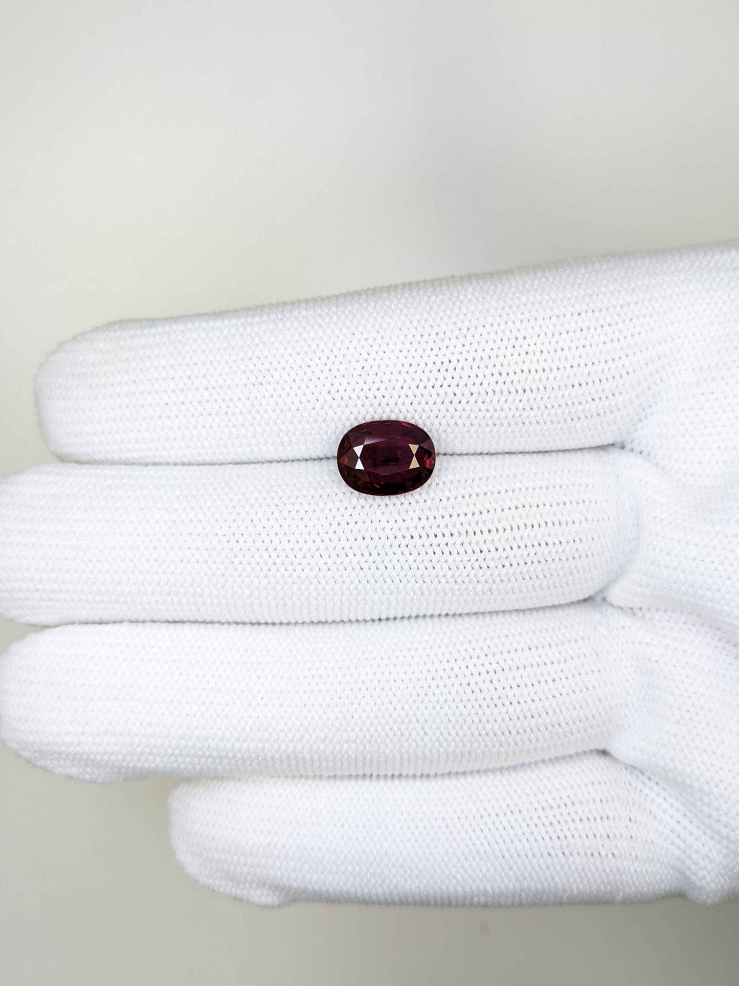 3.22 Carats Oval Cut Heat Purplish Red Ruby Loose Gemstone GFCO On Hand