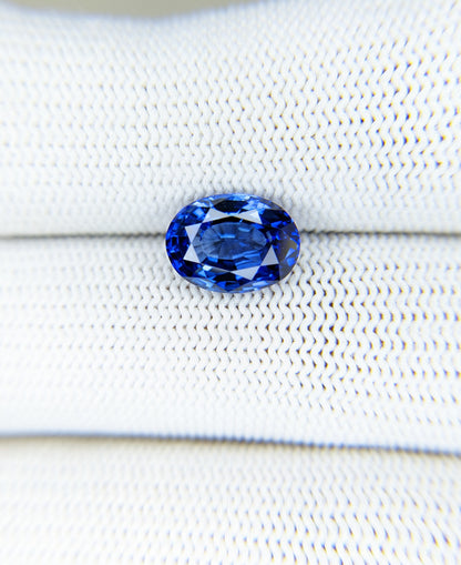 3.27 Carat Oval Cut Heat Blue Sapphire Loose Gemstone