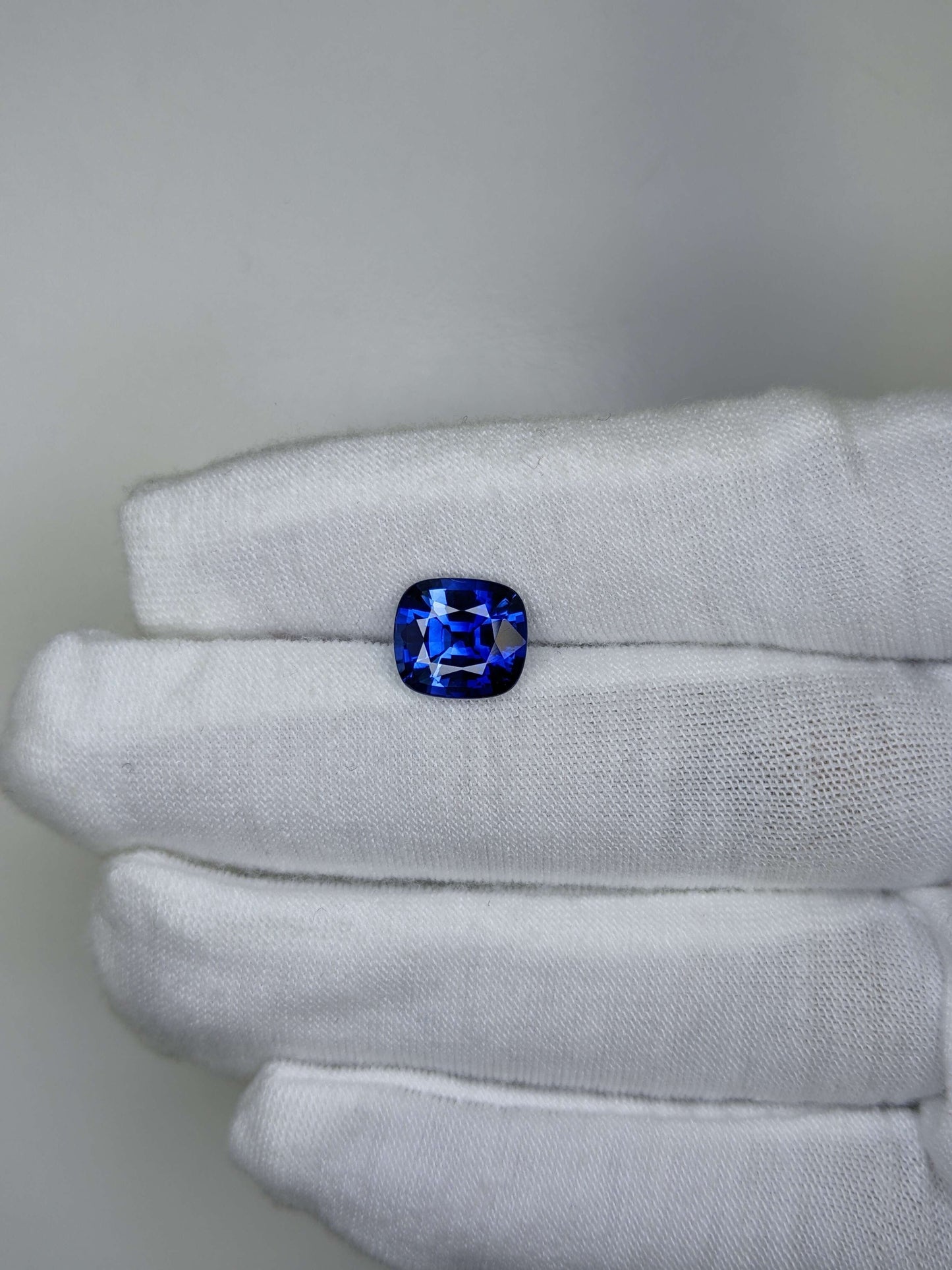 3.96 Carat Cushion Cut Heat Vivid Blue Sapphire Loose Gemstone On Hand
