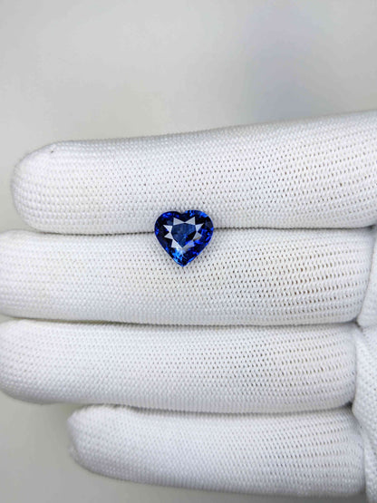 4.01 Carat Heart Cut Heat Blue Sapphire Loose Gemstone On Hand