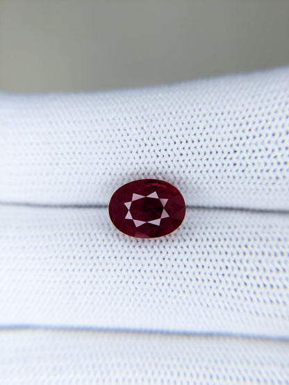 4.03 Carats Oval Cut Heat Pigeon Blood Red Ruby Loose Gemstone