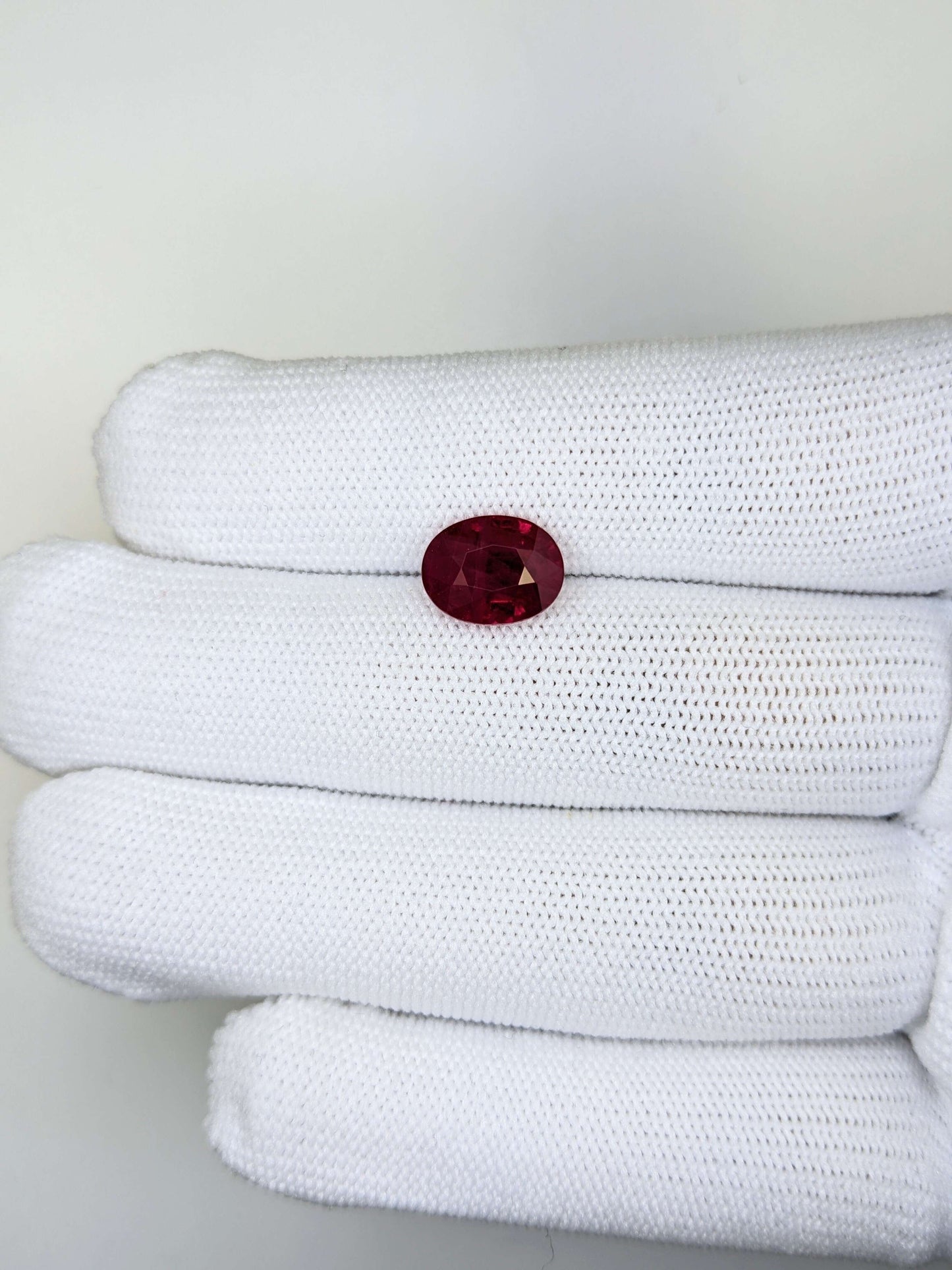 4.03 Carats Oval Cut Heat Pigeon Blood Red Ruby Loose Gemstone On Hand