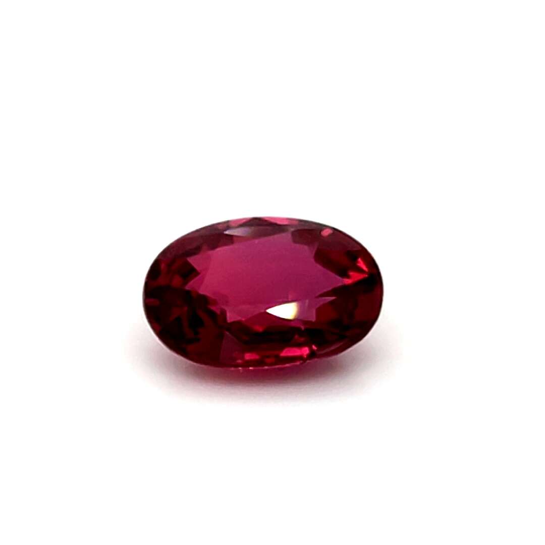 4.03 Carats Oval Cut Heat Vivid Red Ruby Loose Gemstone GRS