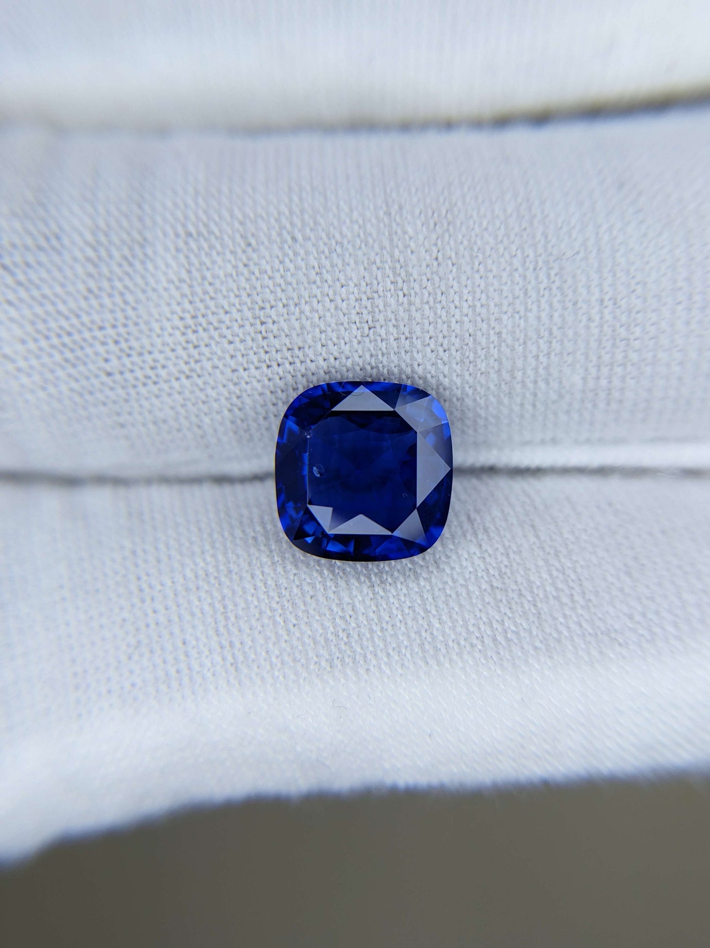 4.04 Carat Cushion Cut Heat Blue Sapphire Loose Gemstone