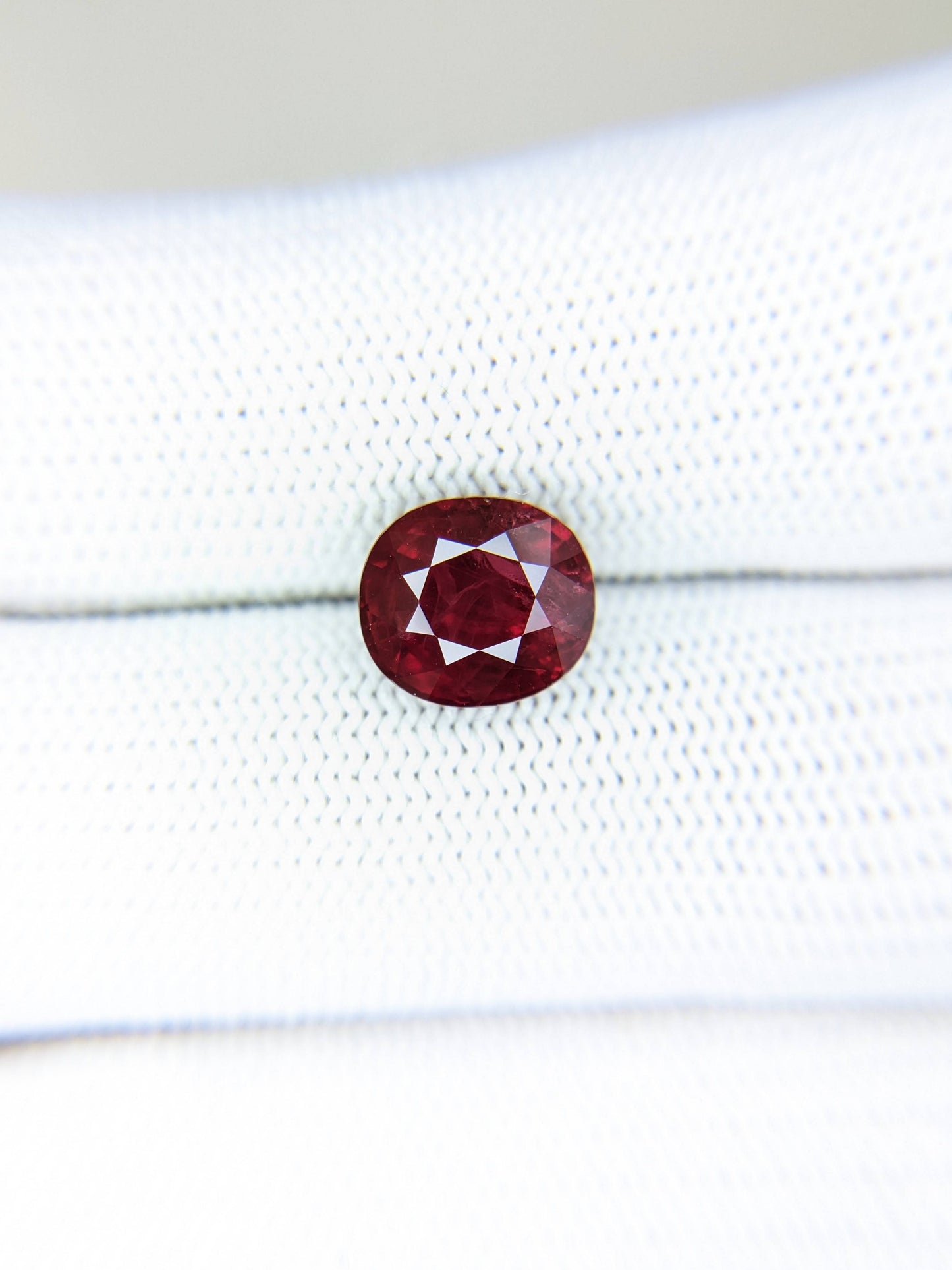 4.10 Carats Oval Cut Heat Pigeon Blood Red Ruby Loose Gemstone GFCO
