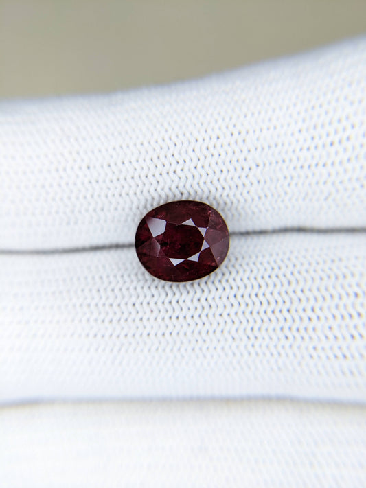 4.20 Carats Oval Cut Heat Red Ruby Loose Gemstone