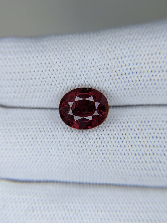 4.33 Carats Oval Cut Heat Red Ruby Loose Gemstone 