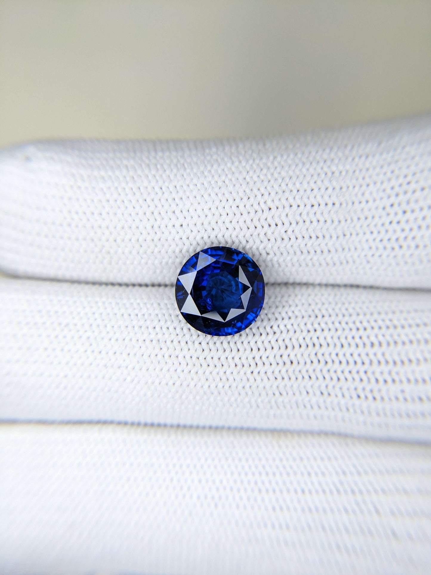4.36 Carat Round Cut Heat Blue Sapphire Loose Gemstone