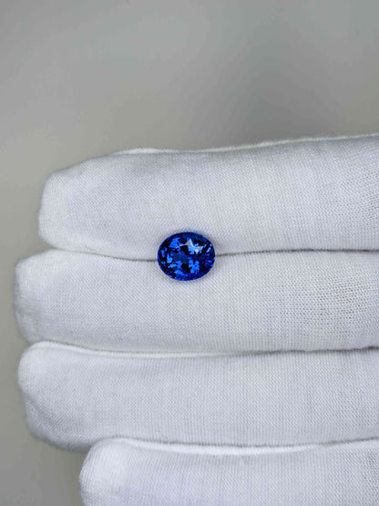 4.38 Carat Oval Cut Heat Blue Sapphire Loose Gemstone