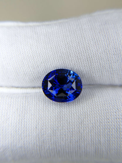 4.52 Carat Oval Cut Heat Royal Blue Sapphire Loose Gemstone
