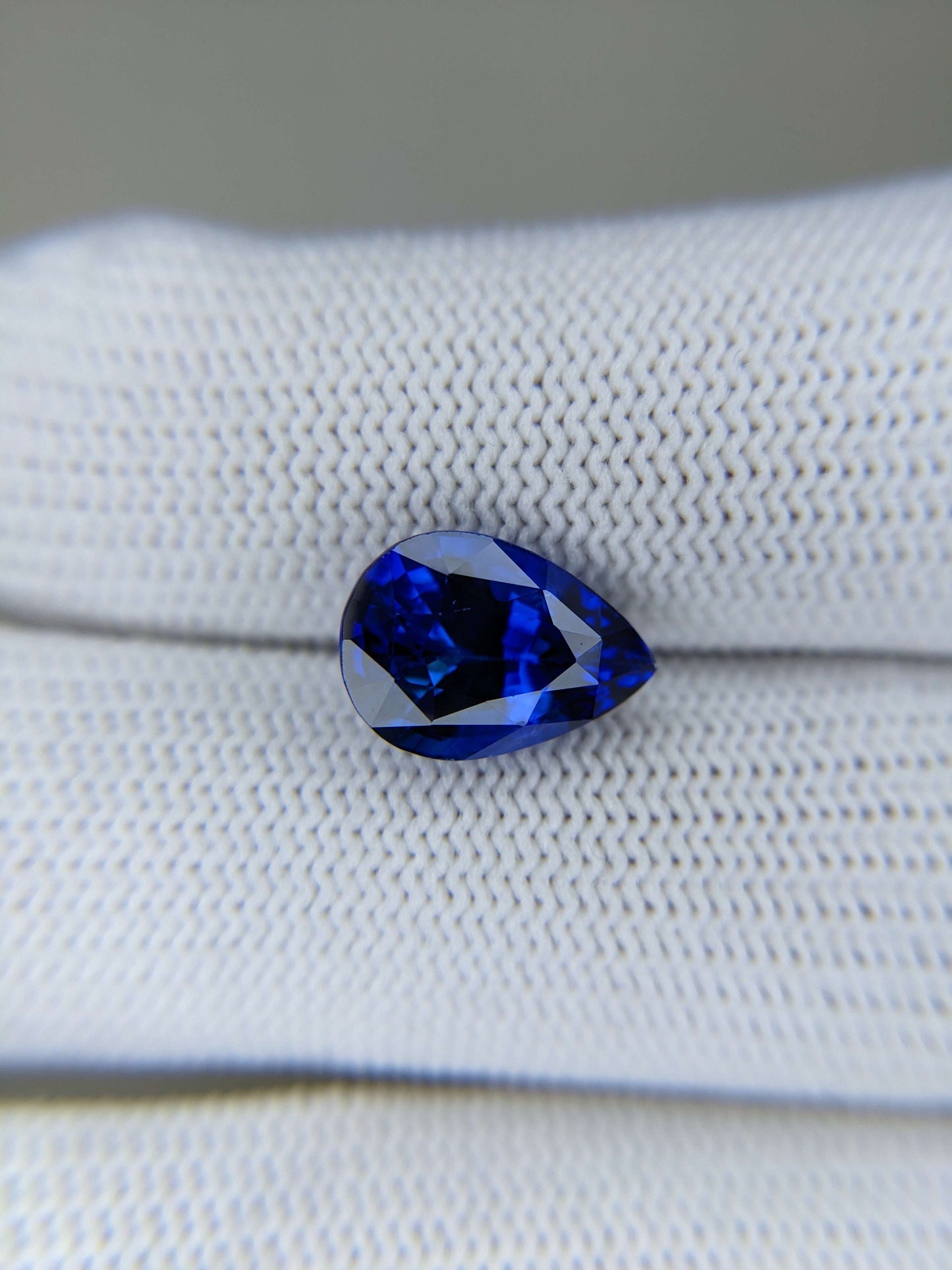 4.61 Carat Pear Cut Heat Blue Sapphire Loose Gemstone