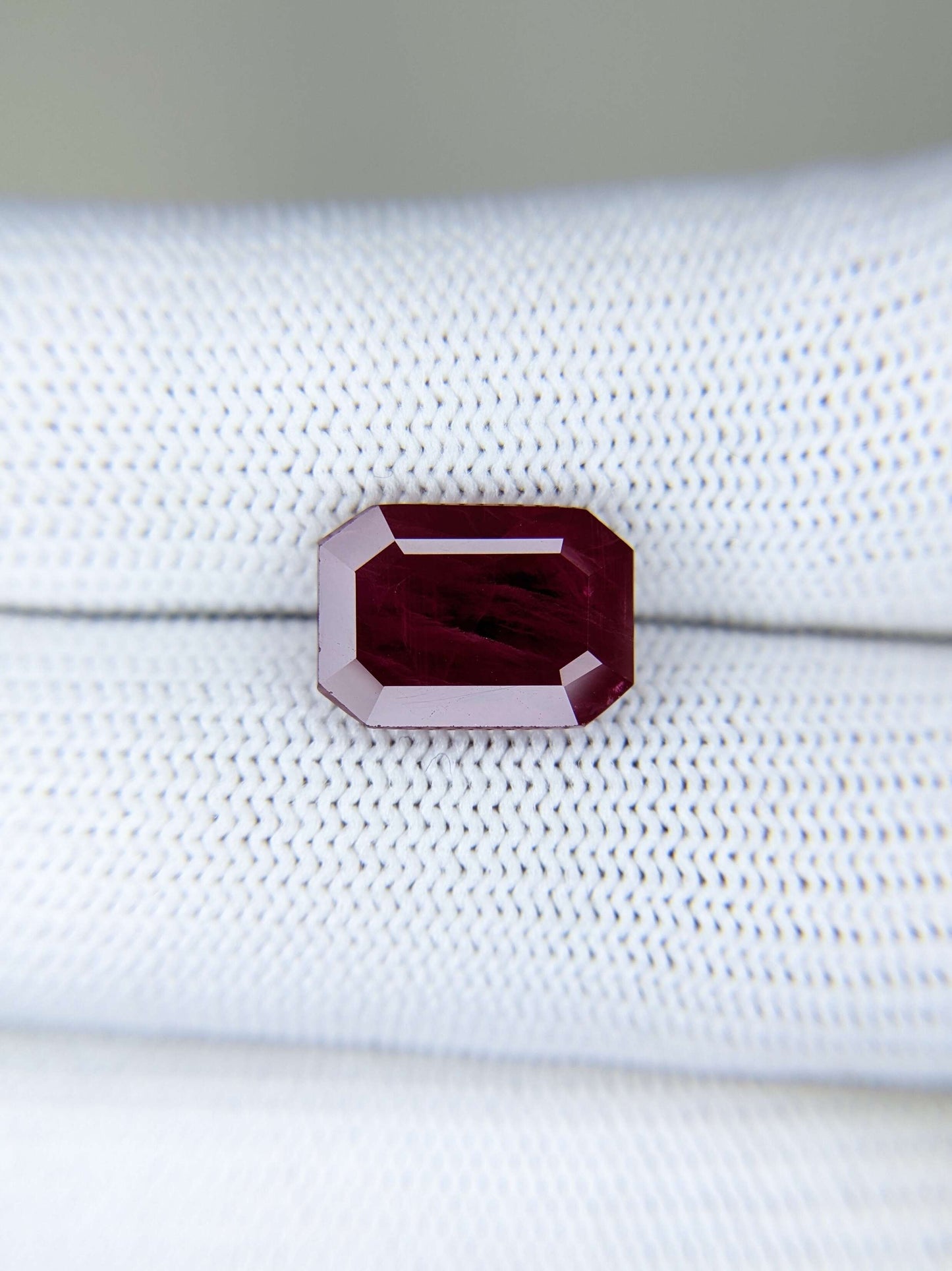 5.50 Carats Emerald Cut Heat Pigeon Blood Red Ruby Loose Gemstone On Hand