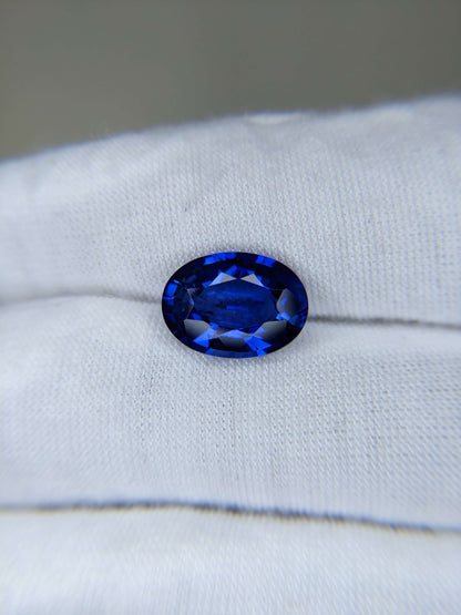 5.67 Carat Oval Cut Heat Royal Blue Sapphire Loose Gemstone