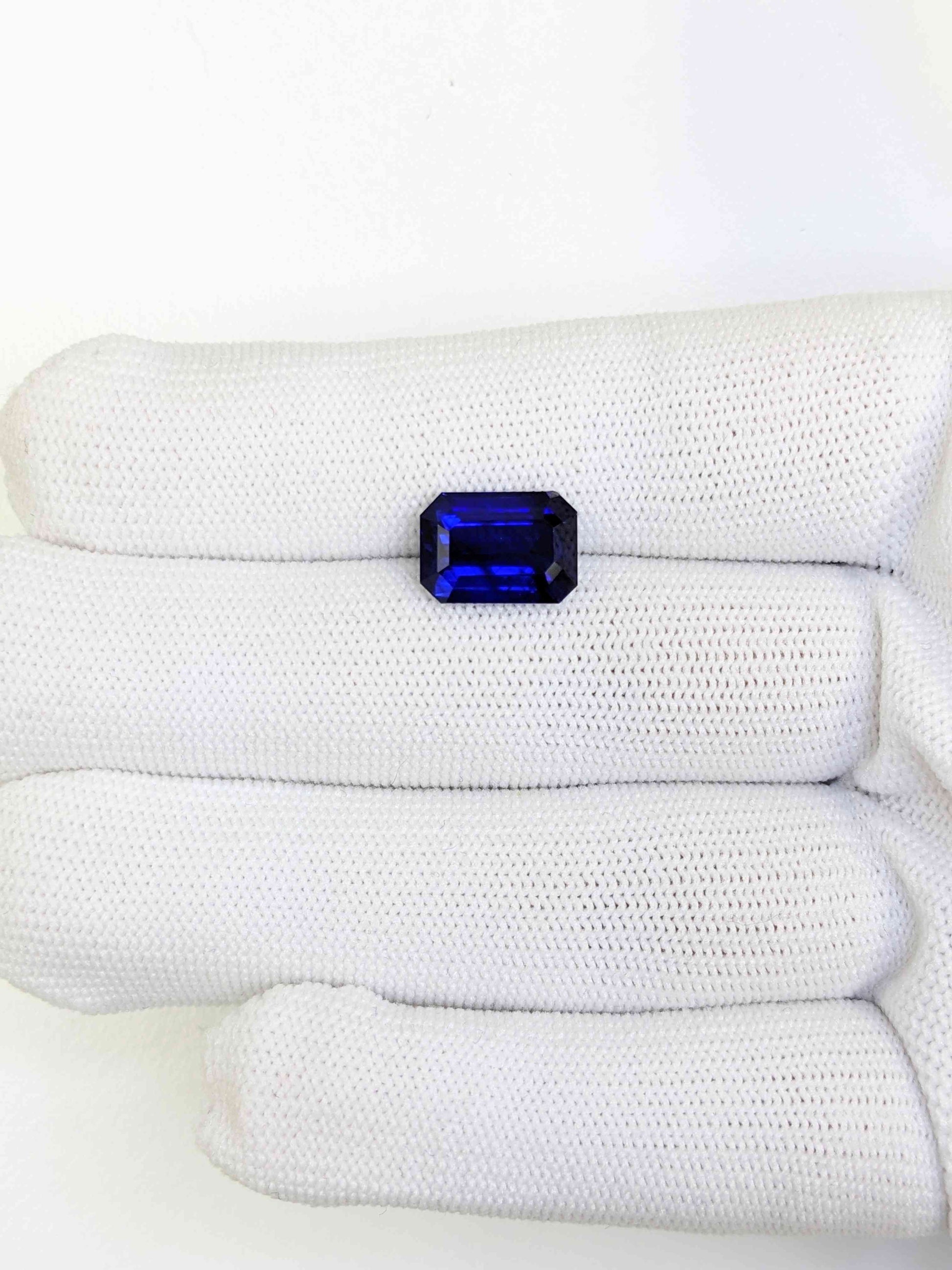 6.03 Carat Octagonal Cut Heat Blue Sapphire Loose Gemstone GIA On Hand