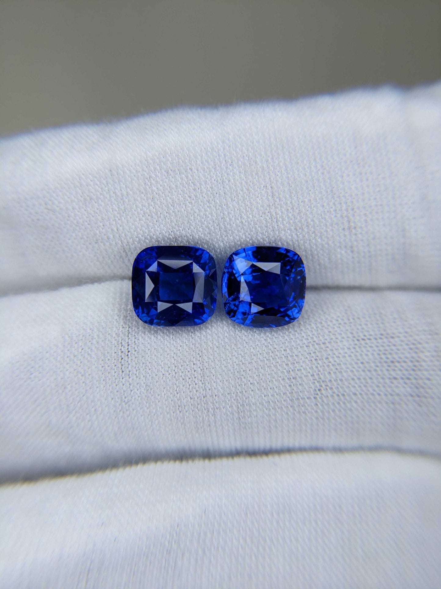 8.51 Carat Cushion Cut Heat Blue Pair Sapphire Loose Gemstone