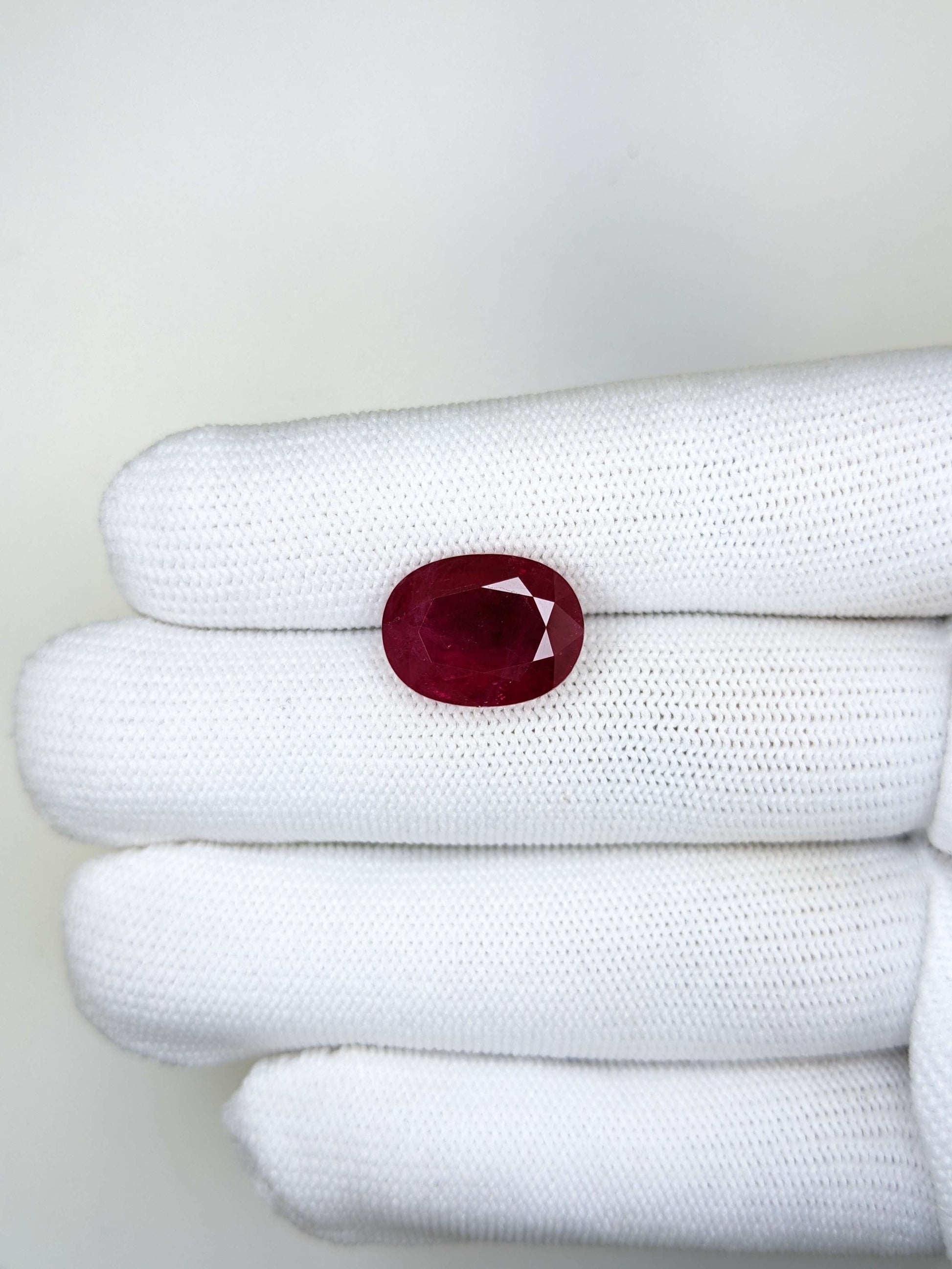 9.60 Carats Oval Cut Heat Pinkish Red Ruby Loose Gemstone TGL On Hand 2