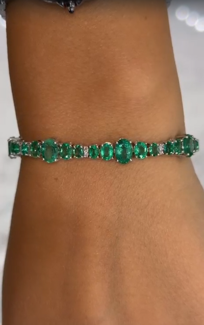 Cairo 13.69 Carats Oval Cut Zambian Green Emerald and Diamond Tennis Bracelet in 18k White Gold Vertical View