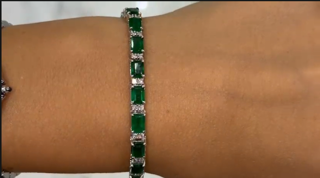 Celesia 12.75 Carats Emerald Cut Zambian Green Emerald and Diamond Tennis Bracelet in 18k White Gold Horizontal View