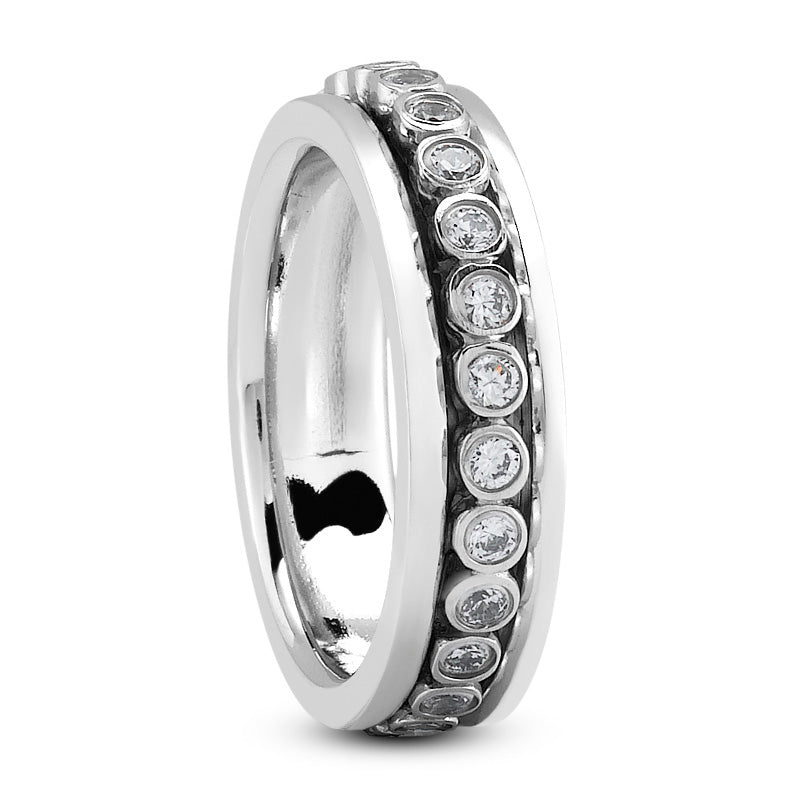 Leonardo Men's Diamond Wedding Ring Round Cut Bezel Set in Platinum