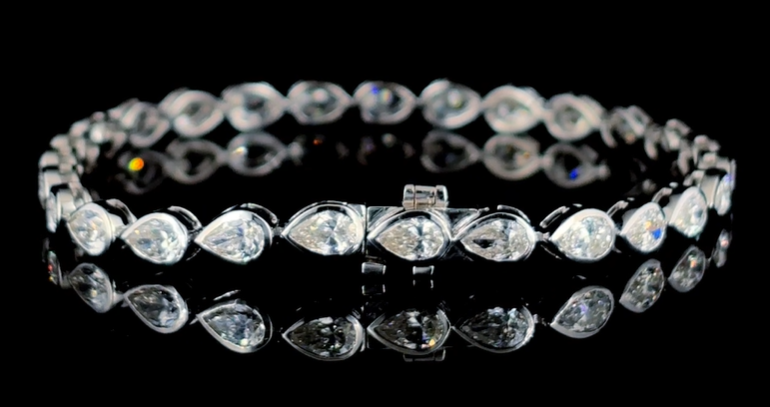 Lisbet 6 Carat Pear Cut Lab Grown Diamond Tennis Bracelet Back