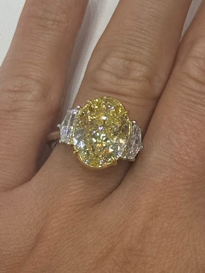 Madisen 9 Carat Fancy Light Yellow Oval Cut Diamond Engagement Ring