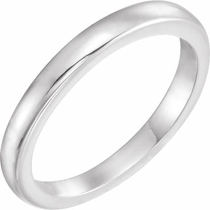 14k White Gold ring on a white background