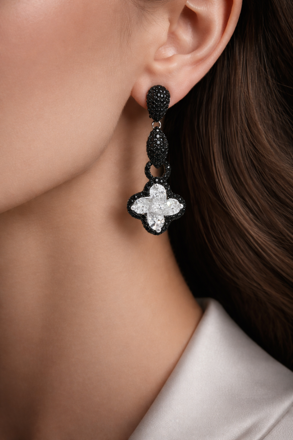 Ravina 2 Carats Black & White Diamond Clover Drop Earrings in 14K White Gold