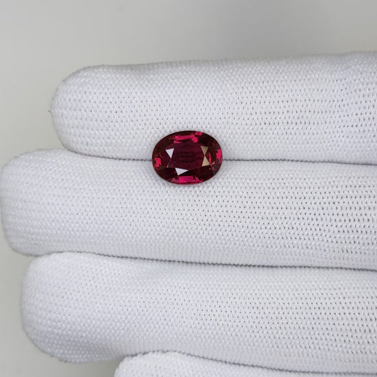4.03 Carats Oval Cut Heat Vivid Red Ruby Loose Gemstone GRS Video 3