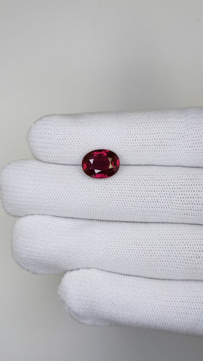 4.03 Carats Oval Cut Heat Vivid Red Ruby Loose Gemstone GRS Video 3