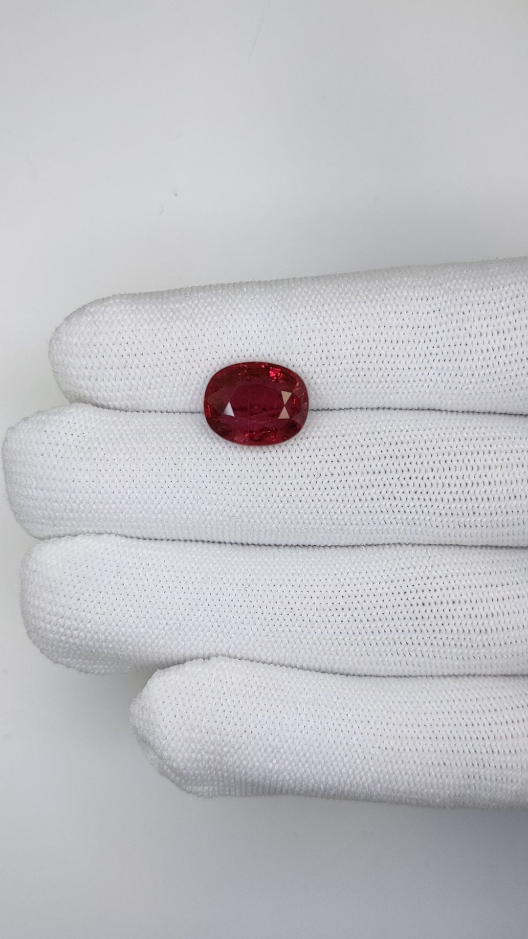 7.09 Carats Oval Cut Heat Red Ruby Loose Gemstone AGL Video 2