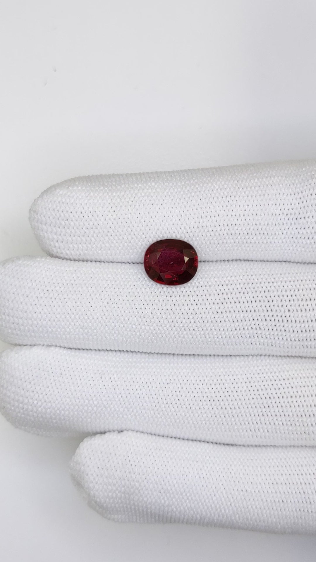 3.07 Carats Oval Cut Heat Pigeon Blood Red Ruby Loose Gemstone Far Video